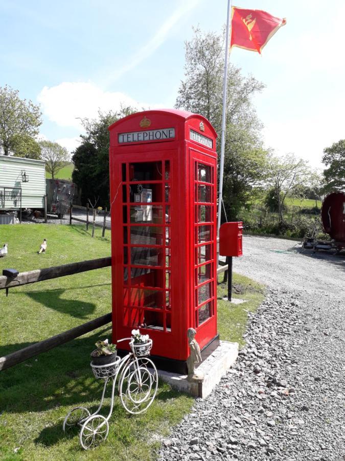 Ruby Shepherds Hut Sleeps 4 Rhayader Exteriör bild